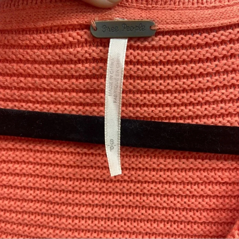 FREE PEOPLE La Brea Oversized Heavy Knit V-Neck Ribbed Sweater in Coral Small - Picture 4 of 10